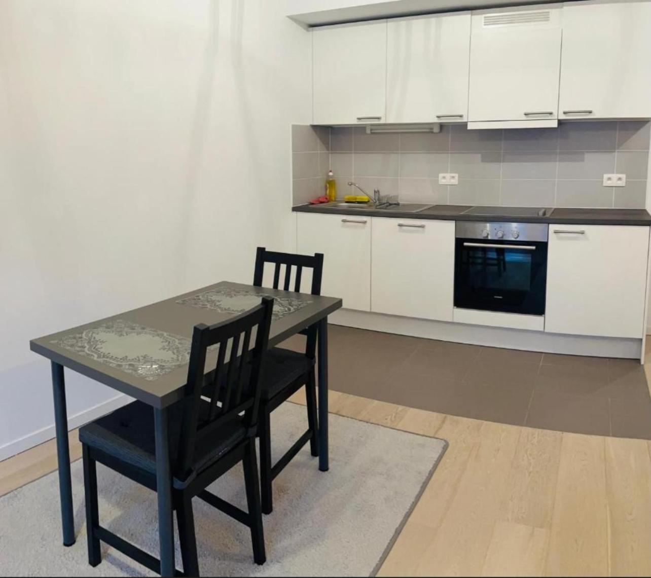Beau Studio Apartment Brussels Exterior photo